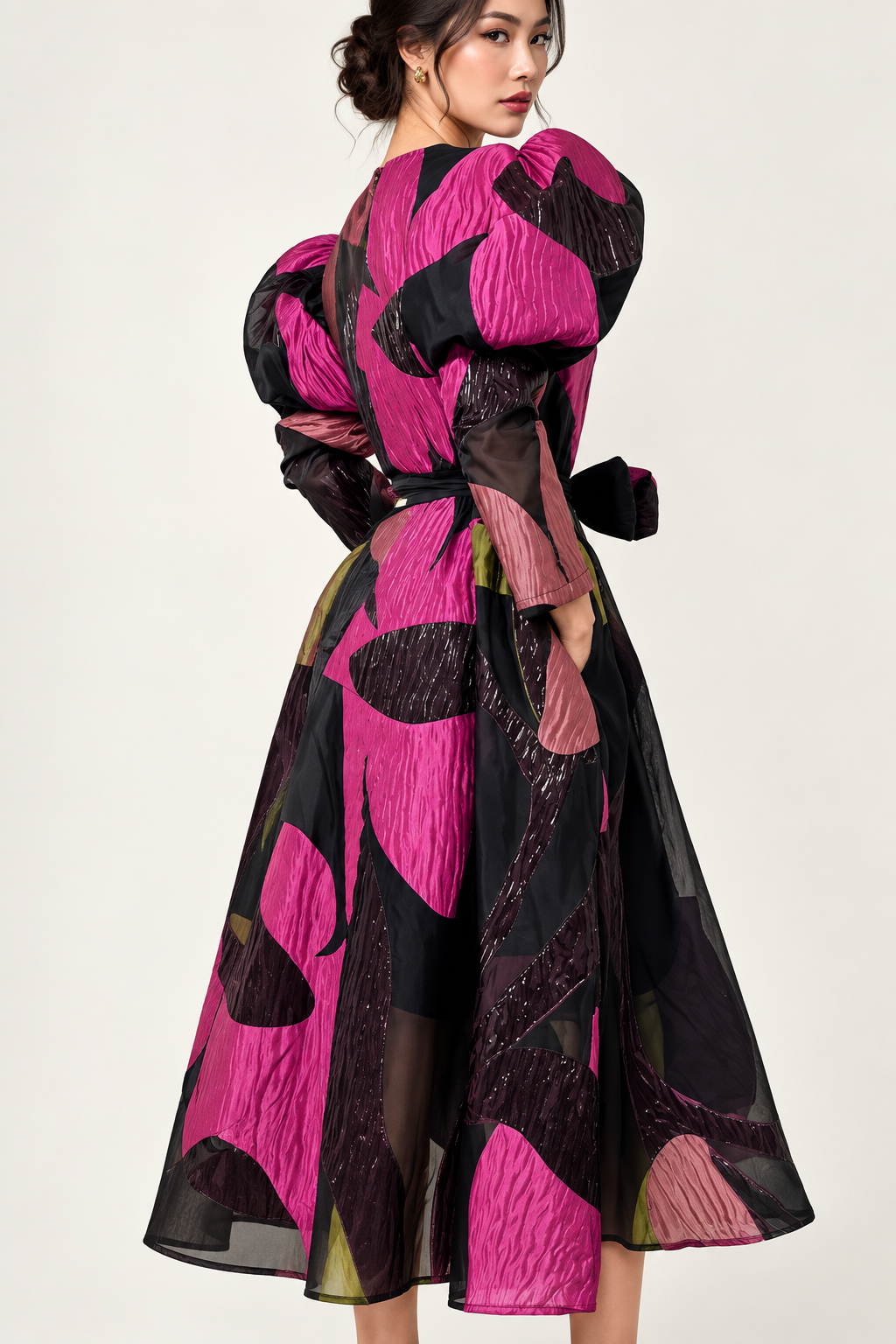 Art of Drama Puff Sleeve Midi Dress