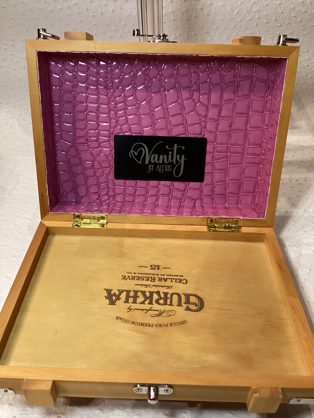 Gurhka Fuchsia Birch Cigar Box Handbag